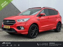 Rood Gebruikt 2019 Ford Kuga ST-Line SUV | € 19.485 (Eerlijke prijs)
