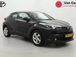 Zwart Gebruikt 2017 Toyota C-HR SUV | € 17.999 (Eerlijke prijs)