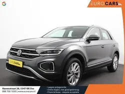 Grijs Gebruikt 2024 VW T-Roc Style SUV | € 32.640 (Goede deal)