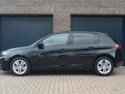 Zwart Gebruikt 2019 Peugeot 308 Hatchback | € 10.999 (Eerlijke prijs)