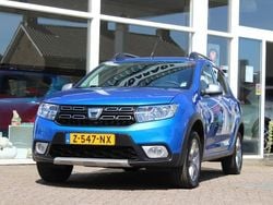 Blauw (metallic) Gebruikt 2021 Dacia Sandero Hatchback | € 11.450