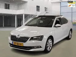Wit Gebruikt 2019 Skoda Superb Business Line Hatchback | € 14.450