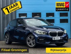 Blauw, metallic lak Gebruikt 2019 BMW 118 Executive Hatchback | € 21.940 (Eerlijke prijs)