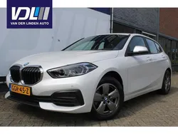 Wit Gebruikt 2022 BMW 118 Hatchback | € 24.250 (Super prijs)