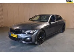 Grijs Gebruikt 2021 BMW 330 Executive Sedan | € 31.950 (Goede deal)