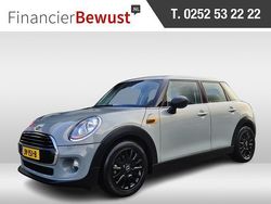 Grijs Gebruikt 2016 Mini ONE Business Hatchback | € 9.900 (Eerlijke prijs)