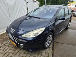 Blauw Gebruikt 2007 Peugeot 307 Premium Stationwagen | € 999 (Goede deal)