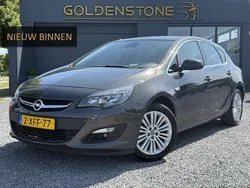 Grijs Gebruikt 2014 Opel Astra Design Edition Hatchback | € 5.943 (Eerlijke prijs)