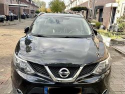 Zwart Gebruikt 2017 Nissan Qashqai Tekna SUV | € 15.450 (Eerlijke prijs)