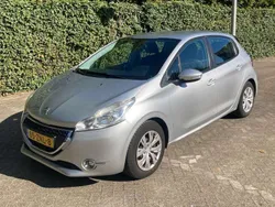 Zilver Gebruikt 2013 Peugeot 208 Active Hatchback | € 5.200 (Eerlijke prijs)