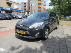 Grijs Gebruikt 2009 Ford Fiesta Titanium Hatchback | € 3.750 (Eerlijke prijs)