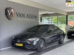 Grijs, metallic lak Gebruikt 2022 Mercedes C300e AMG line Sedan | € 45.995 (Eerlijke prijs)