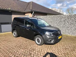 Zwart Gebruikt 2023 Renault Kangoo Komfort MPV | € 17.495 (Eerlijke prijs)