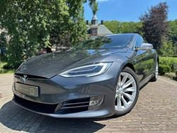 Grijs Gebruikt 2018 Tesla Model S Hatchback | € 21.888 (Goede deal)