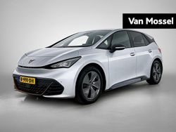 Grijs Gebruikt 2022 Cupra Born Hatchback | € 25.900 (Eerlijke prijs)