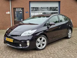 Paars Gebruikt 2013 Toyota Prius Business Edition Hatchback | € 11.450 (Eerlijke prijs)
