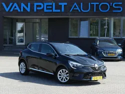 Zwart Gebruikt 2020 Renault Clio V Intens Hatchback | € 11.900 (Iets duurder)