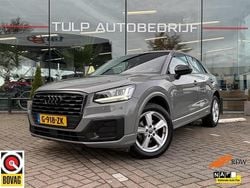Grijs (parellak) Gebruikt 2020 Audi Q2 Comfort SUV | € 16.490 (Eerlijke prijs)