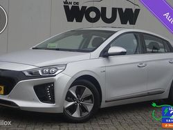 Grijs Gebruikt 2019 Hyundai Ioniq Premium Hatchback | € 13.990 (Goede deal)