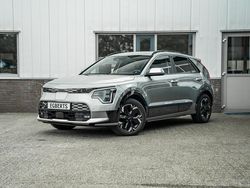 Grijs Gebruikt 2023 Kia e-Niro SUV | € 29.950 (Super prijs)