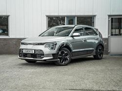 Grijs Gebruikt 2023 Kia e-Niro 2 SUV | € 29.950 (Super prijs)