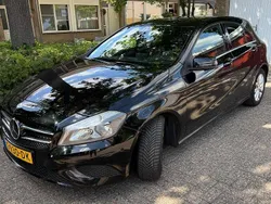 Zwart Gebruikt 2012 Mercedes A180 Hatchback | € 13.900 (Duur)