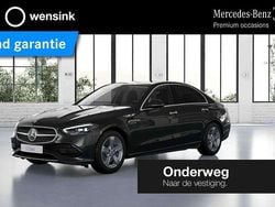 Grijs Gebruikt 2023 Mercedes C300e Luxury Sedan | € 39.850 (Super prijs)