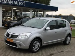 Grijs Gebruikt 2009 Dacia Sandero Ambiance Hatchback | € 4.750