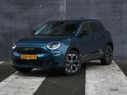 Blauw Gebruikt 2024 Fiat 600 SUV | € 29.495 (Eerlijke prijs)