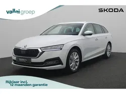 Gebruikt 2024 Skoda Octavia Ambition Stationwagen | € 29.900 (Eerlijke prijs)