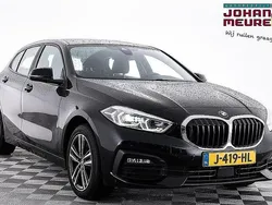 Zwart Gebruikt 2020 BMW 118 Executive Hatchback | € 19.490 (Super prijs)