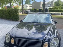 Blauw Gebruikt 2004 Mercedes E320 Avantgarde Sedan | € 2.750 (Super prijs)