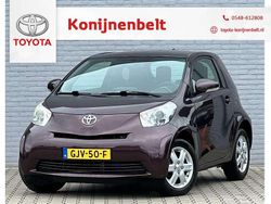 Paars Gebruikt 2010 Toyota iQ Comfort Hatchback | € 6.995 (Iets duurder)