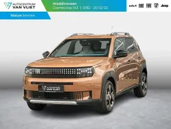 Luna bronze (724) Nieuw 2025 Fiat Grande Panda La Prima SUV | € 27.990