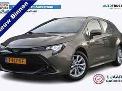 Groen (metallic) Gebruikt 2023 Toyota Corolla Active Stationwagen | € 23.660 (Goede deal)