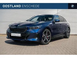 Blauw Gebruikt 2024 BMW 520 Executive Sedan | € 64.950