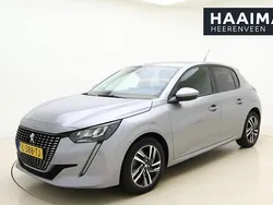 Grijs, metallic lak Gebruikt 2021 Peugeot 208 Allure Hatchback | € 16.950 (Eerlijke prijs)