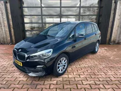 Zwart, metallic lak Gebruikt 2018 BMW 218 Gran Tourer MPV | € 19.750 (Goede deal)