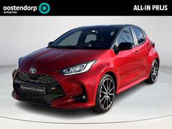 Rood Gebruikt 2023 Toyota Yaris Hybrid Sport Hatchback | € 26.745 (Eerlijke prijs)