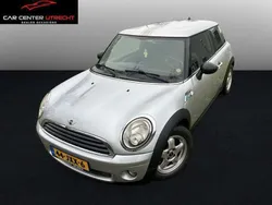 Grijs, metallic lak Gebruikt 2009 Mini ONE Hatchback | € 3.449 (Eerlijke prijs)