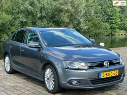 Grijs Gebruikt 2013 VW Jetta Hybrid Highline Sedan | € 8.749 (Goede deal)