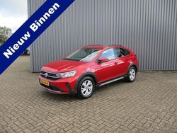 Rood Gebruikt 2022 VW Taigo Business SUV | € 22.500 (Eerlijke prijs)