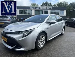 Grijs, metallic lak Gebruikt 2019 Toyota Corolla Active Stationwagen | € 18.899 (Eerlijke prijs)