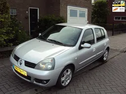 Grijs Gebruikt 2006 Renault Clio II Campus Hatchback | € 2.250 (Eerlijke prijs)