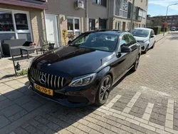 Zwart Gebruikt 2016 Mercedes C200 Prestige Sedan | € 21.350 (Eerlijke prijs)
