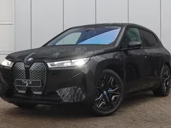 Saphirschwarz Nieuw 2024 BMW iX Executive SUV | € 107.363 (Iets duurder)