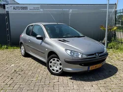 Grijs Gebruikt 2004 Peugeot 206 Hatchback | € 1.249 (Eerlijke prijs)