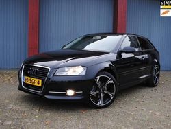 Zwart, metallic lak Gebruikt 2011 Audi A3 Attraction Hatchback | € 7.950 (Duur)