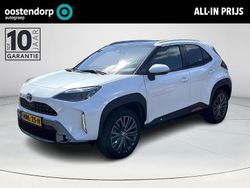 Wit Gebruikt 2022 Toyota Yaris Hybrid SUV | € 26.850