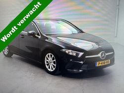 Zwart Gebruikt 2019 Mercedes A180 Edition Hatchback | € 13.999